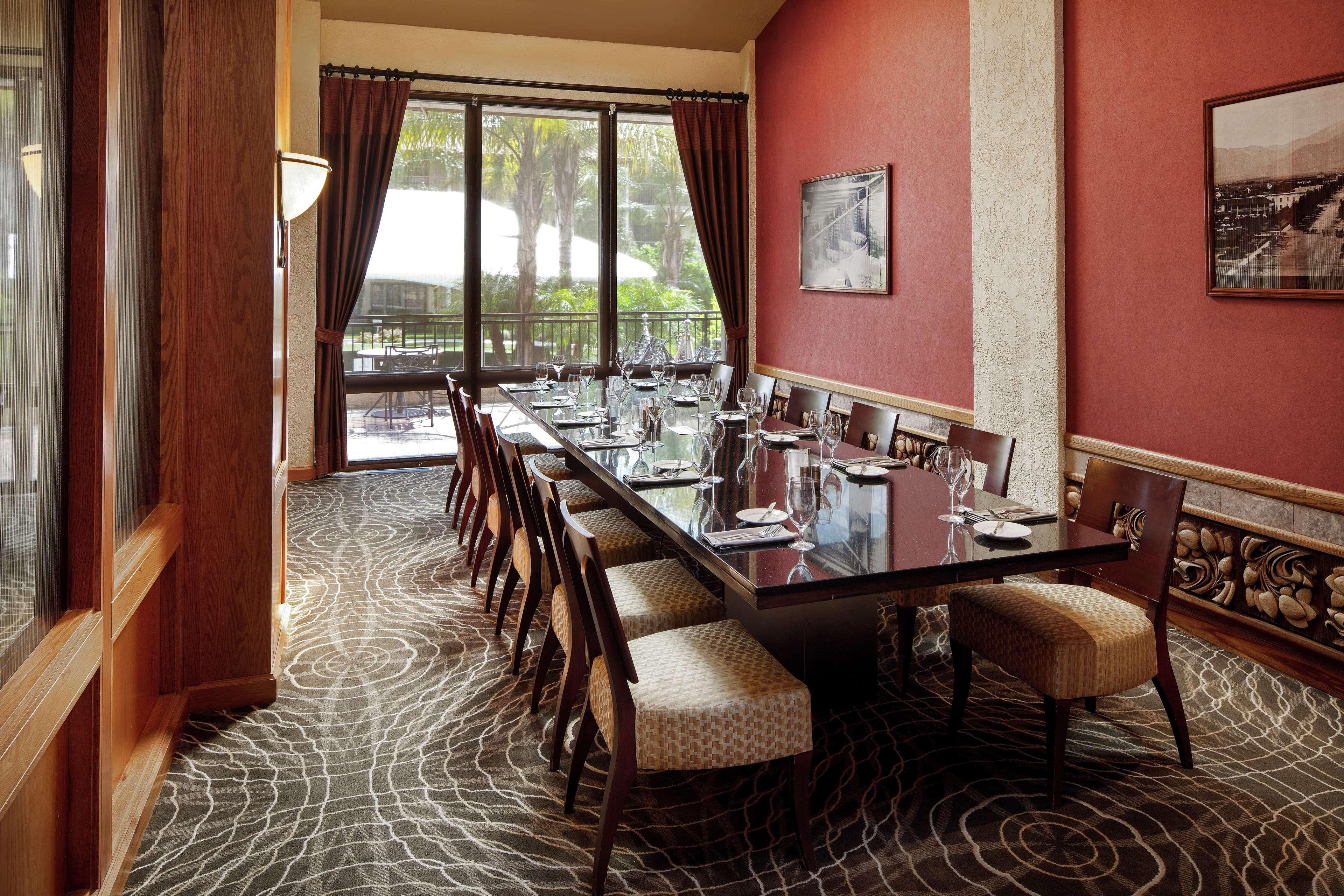 Doubletree By Hilton Ontario Airport Hotel Exterior photo