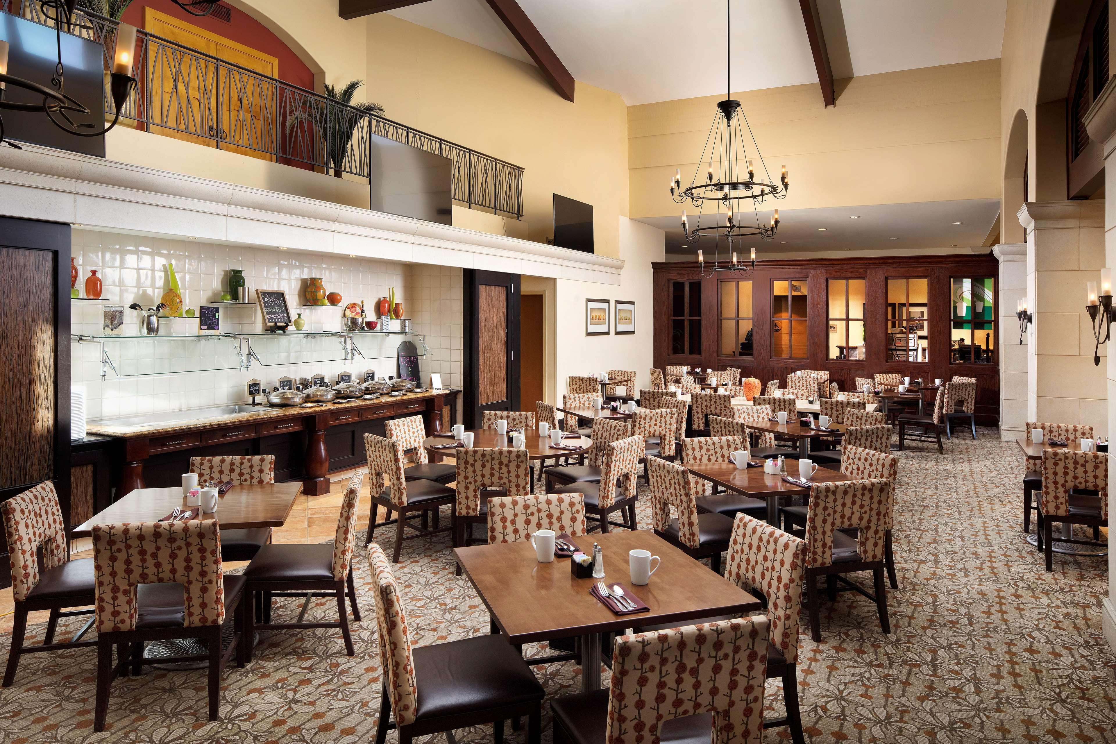 Doubletree By Hilton Ontario Airport Hotel Exterior photo