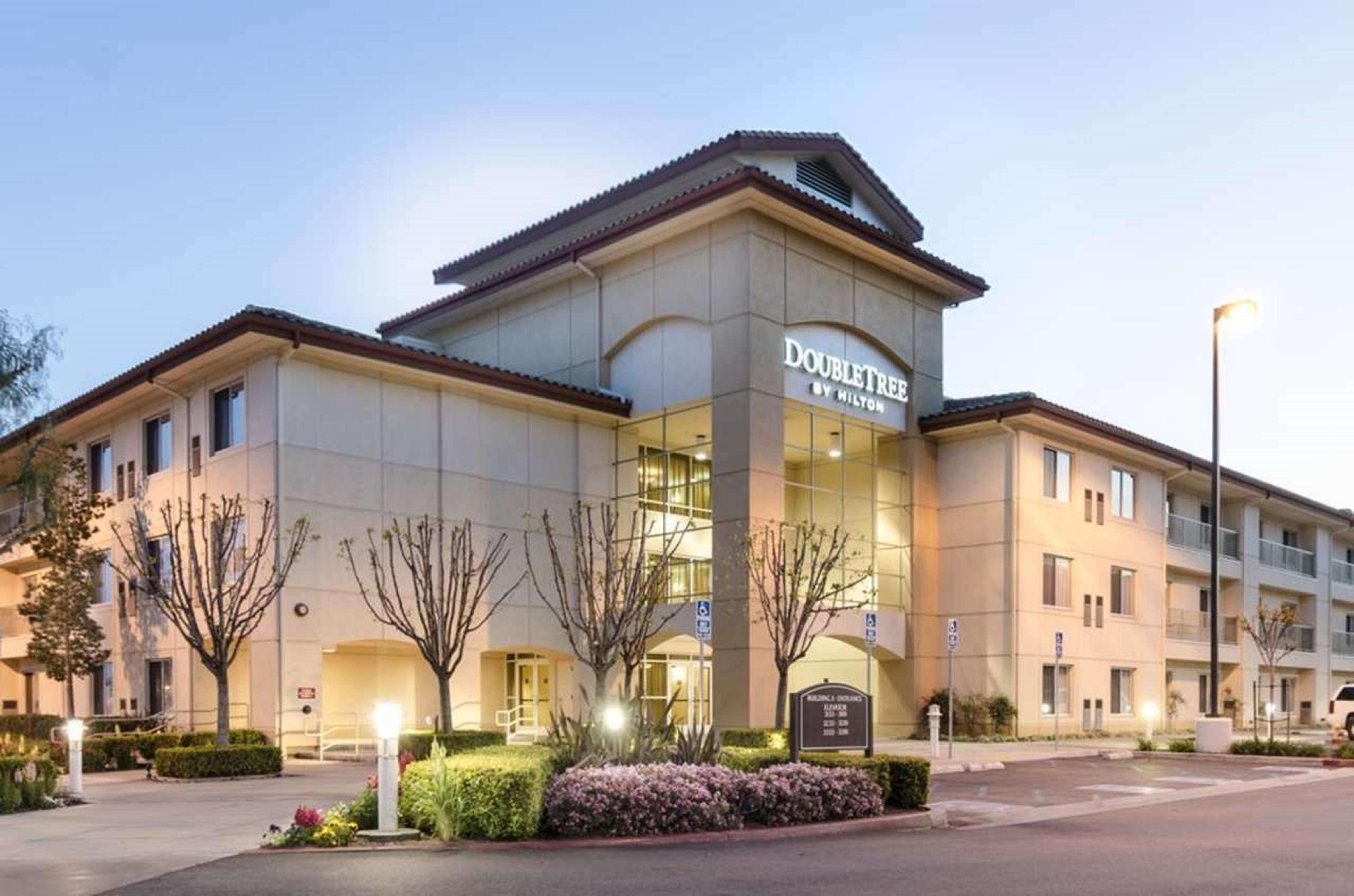 Doubletree By Hilton Ontario Airport Hotel Exterior photo