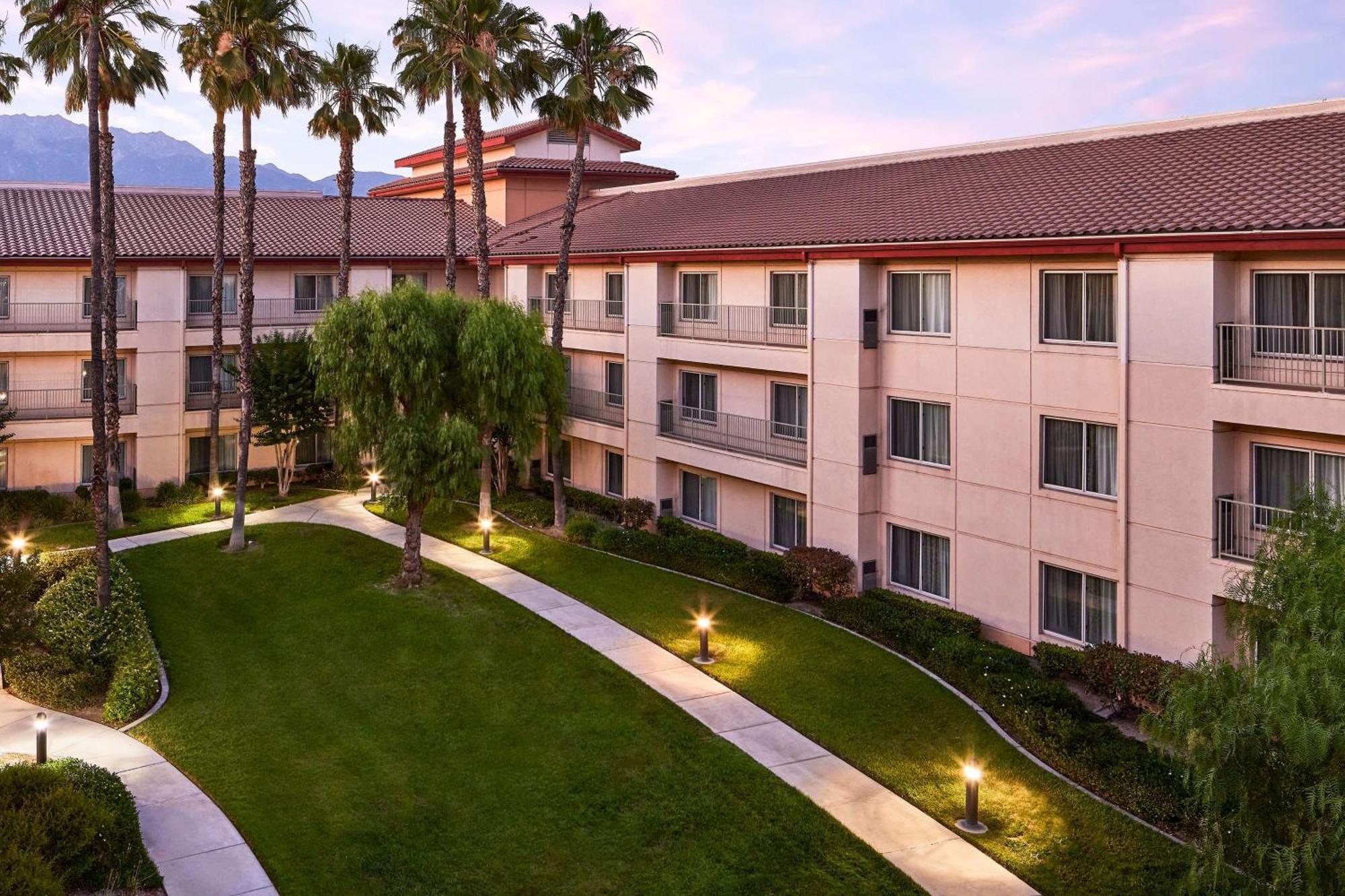 Doubletree By Hilton Ontario Airport Hotel Exterior photo