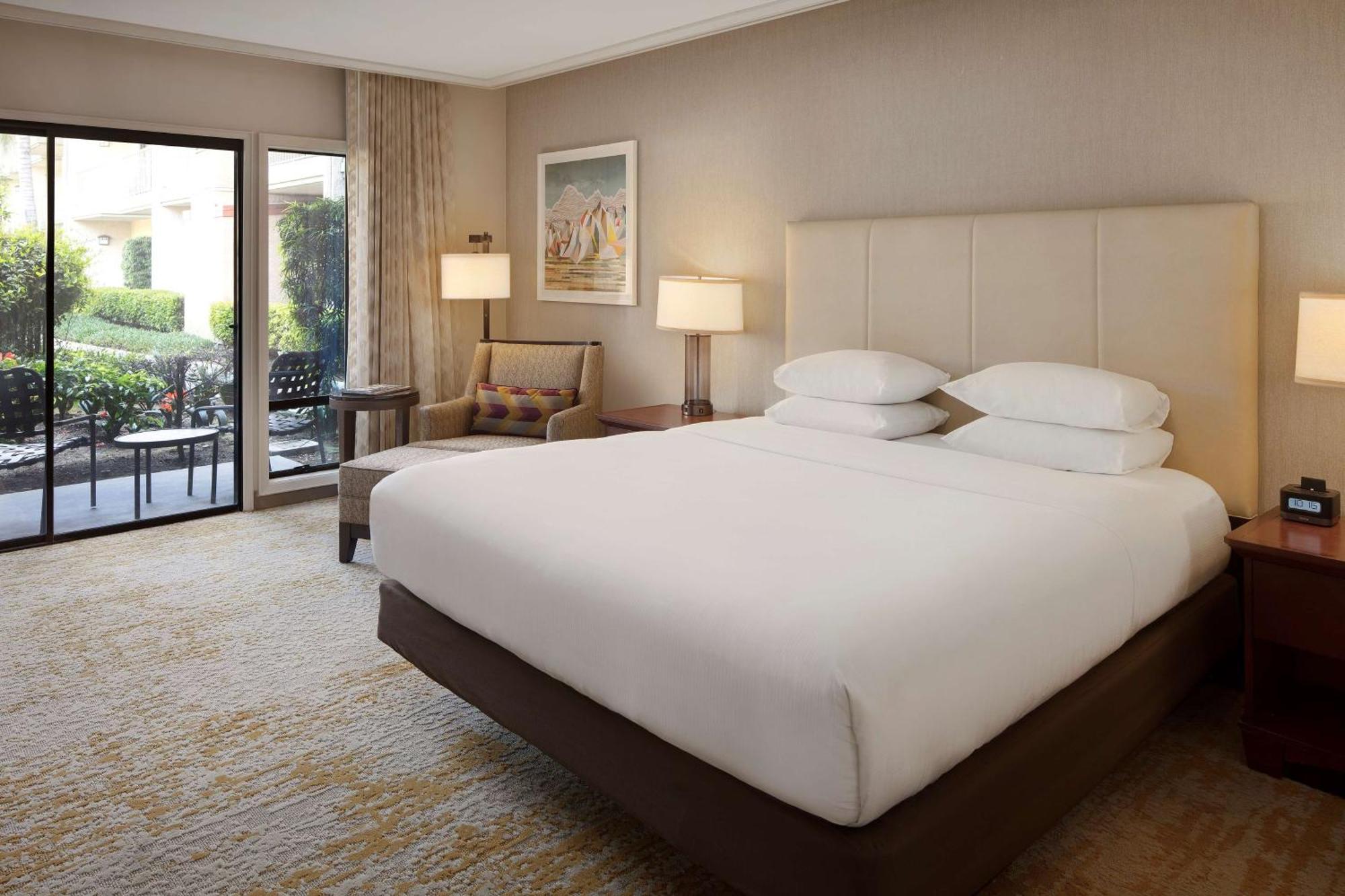 Doubletree By Hilton Ontario Airport Hotel Exterior photo