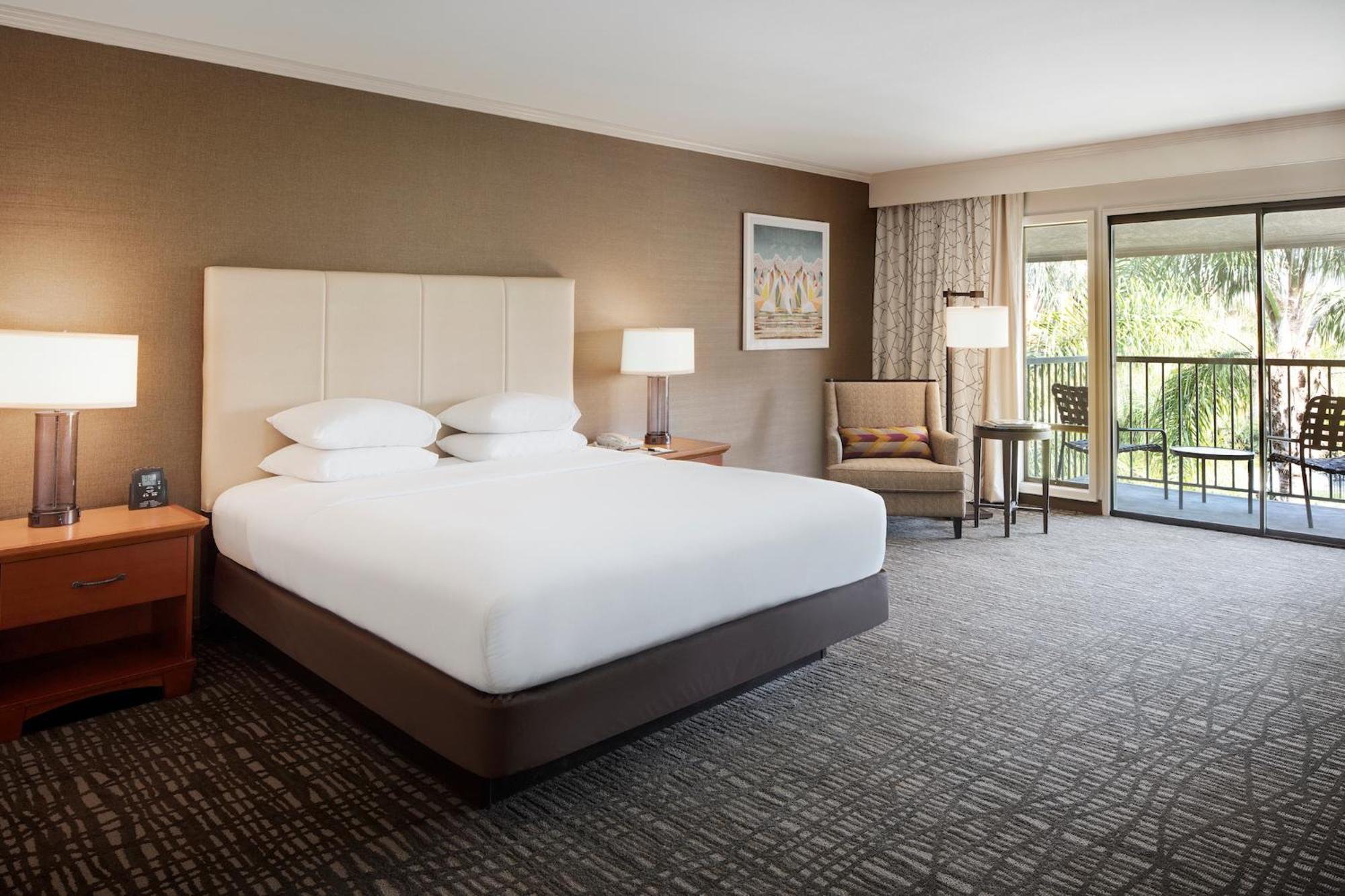Doubletree By Hilton Ontario Airport Hotel Exterior photo