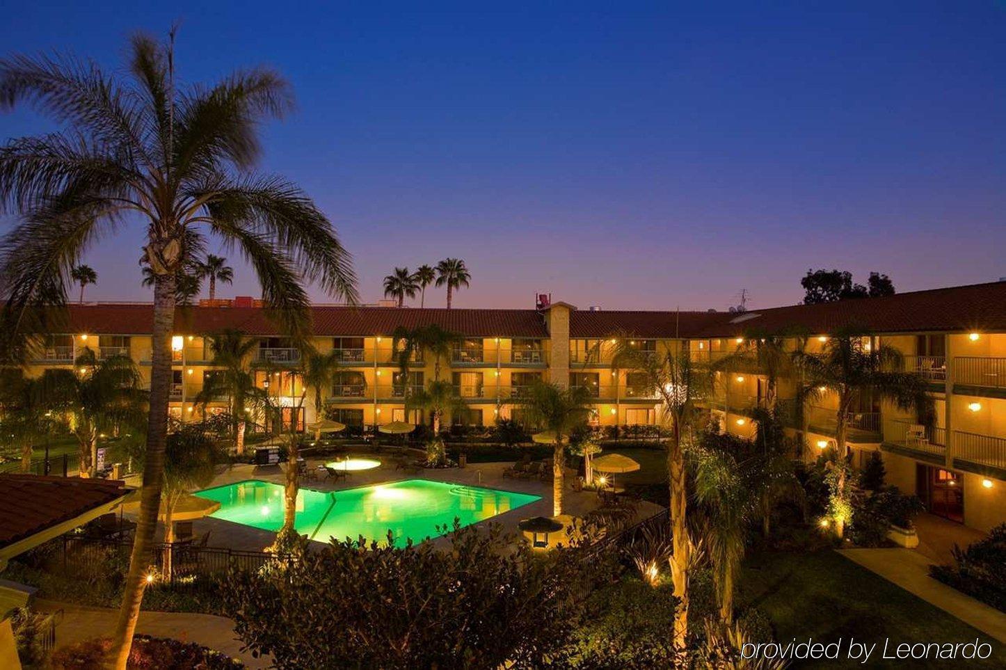 Doubletree By Hilton Ontario Airport Hotel Exterior photo